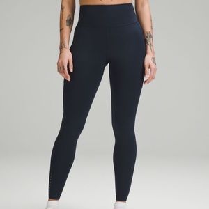 Fast and Free High-Rise Tight 28" &
Pockets *Updated